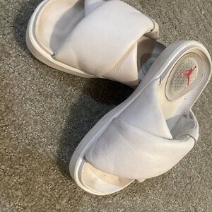 women’s air Jordan flip flops